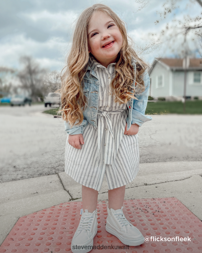 Steve Madden أطفال com.achangee رمادي داكن أحذية 6JPNNF1177